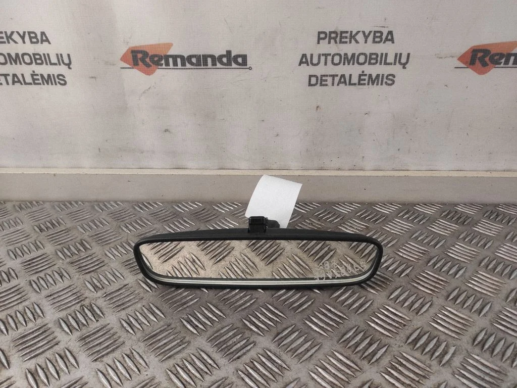 Atpakaļskata spogulis (salonā) E13049873