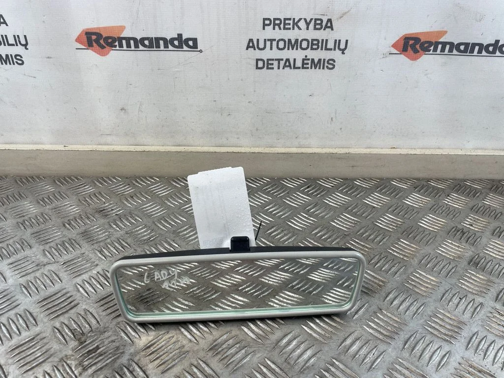 Rear view mirror (interior) – front