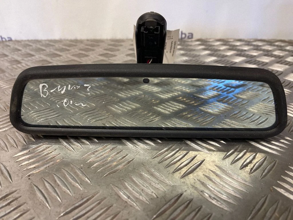 Rear view mirror (interior) 8238066