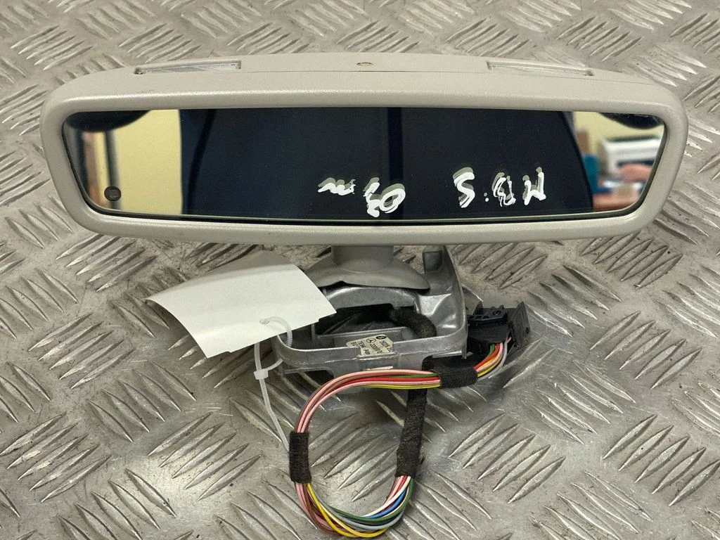 Rear view mirror (interior) 2208100117