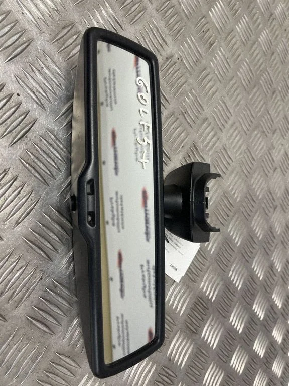 Atpakaļskata spogulis (salonā) 5M0857511