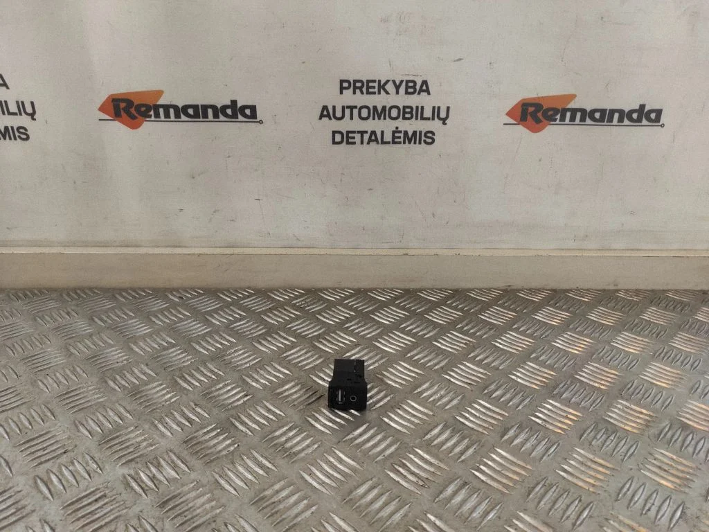 USB jungtis