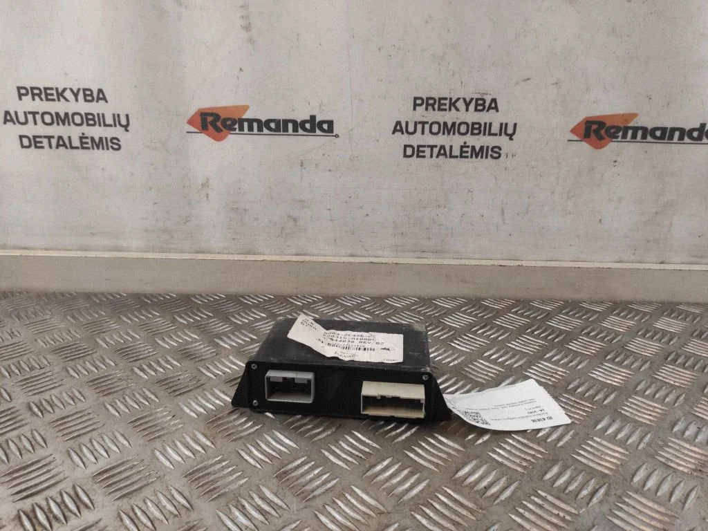 Rankinio stabdžio valdymo blokas