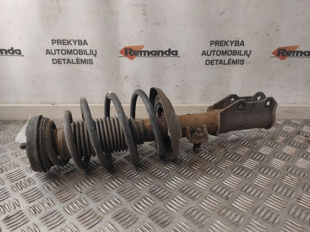 Front shock absorber with coil spring – Opel Insignia A (2008-2017)