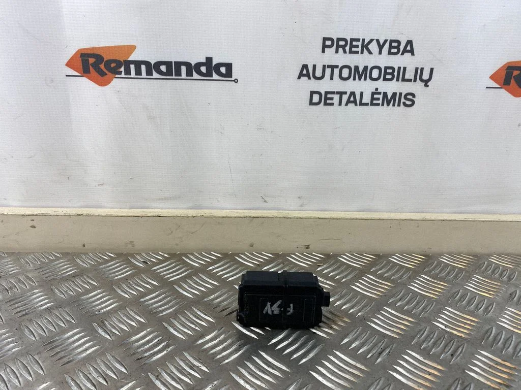 Antenos valdymo blokas