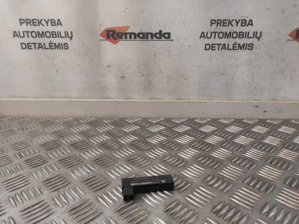 Beraktės sistemos antena
