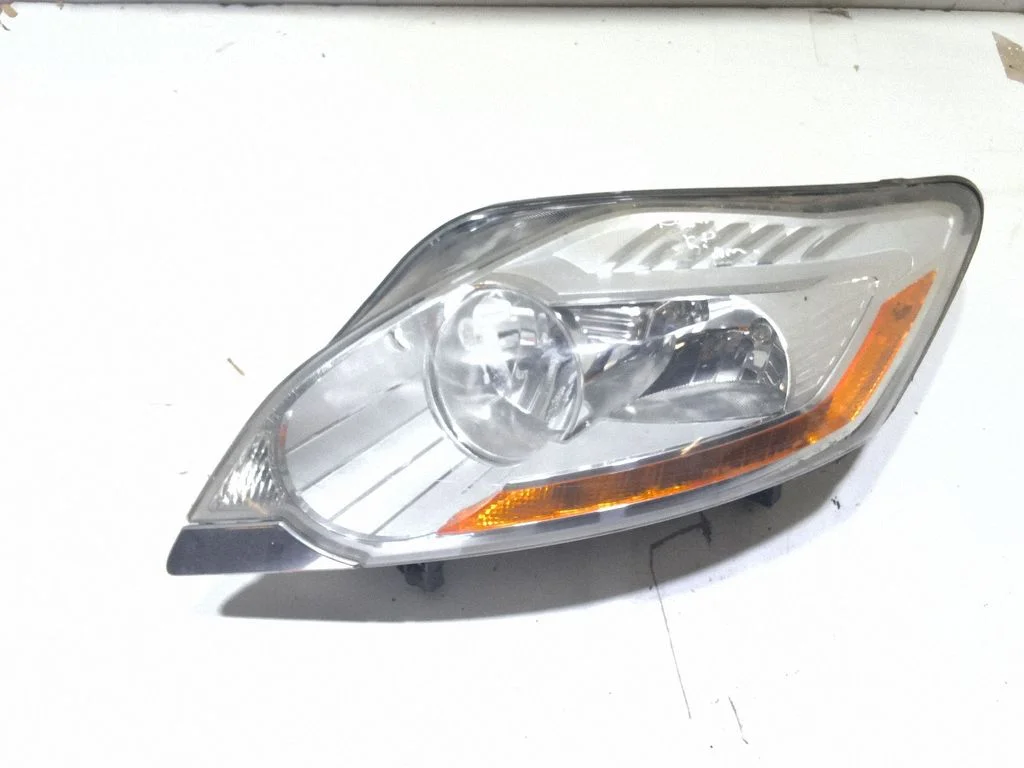 Headlight/headlamp 8V4113W030BF