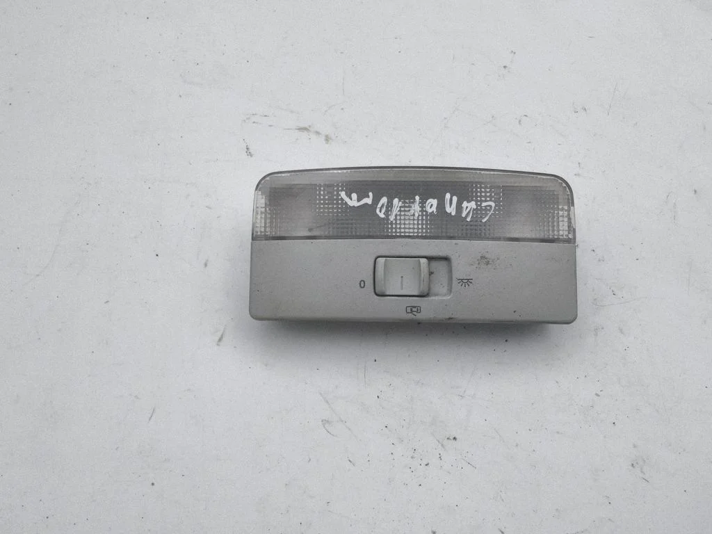 Priekinių vietų apšvietimo žibintas