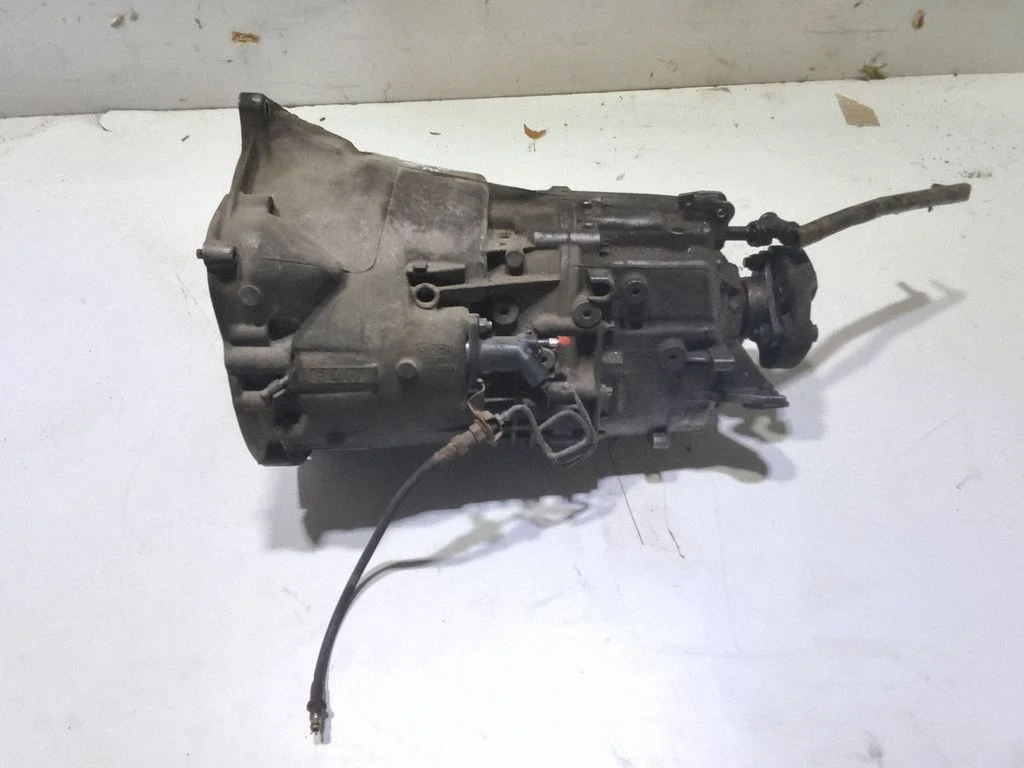 Mechaninė 5 pavarų dėžė