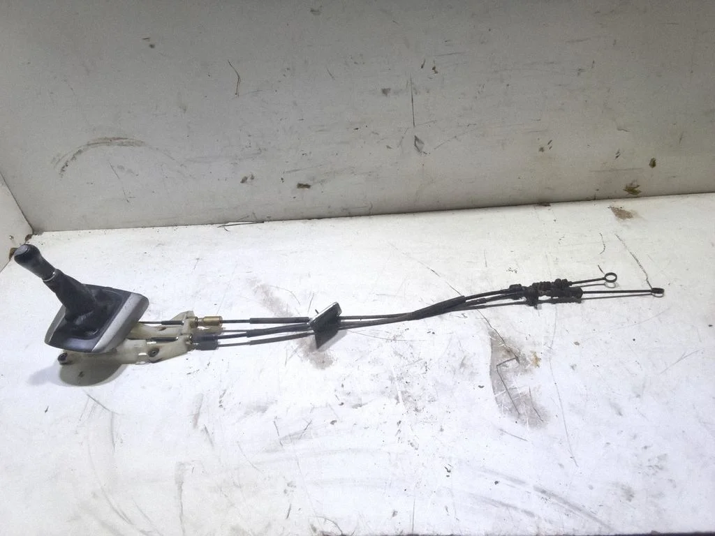 Pavarų perjungimo mechanizmas (kulisa)