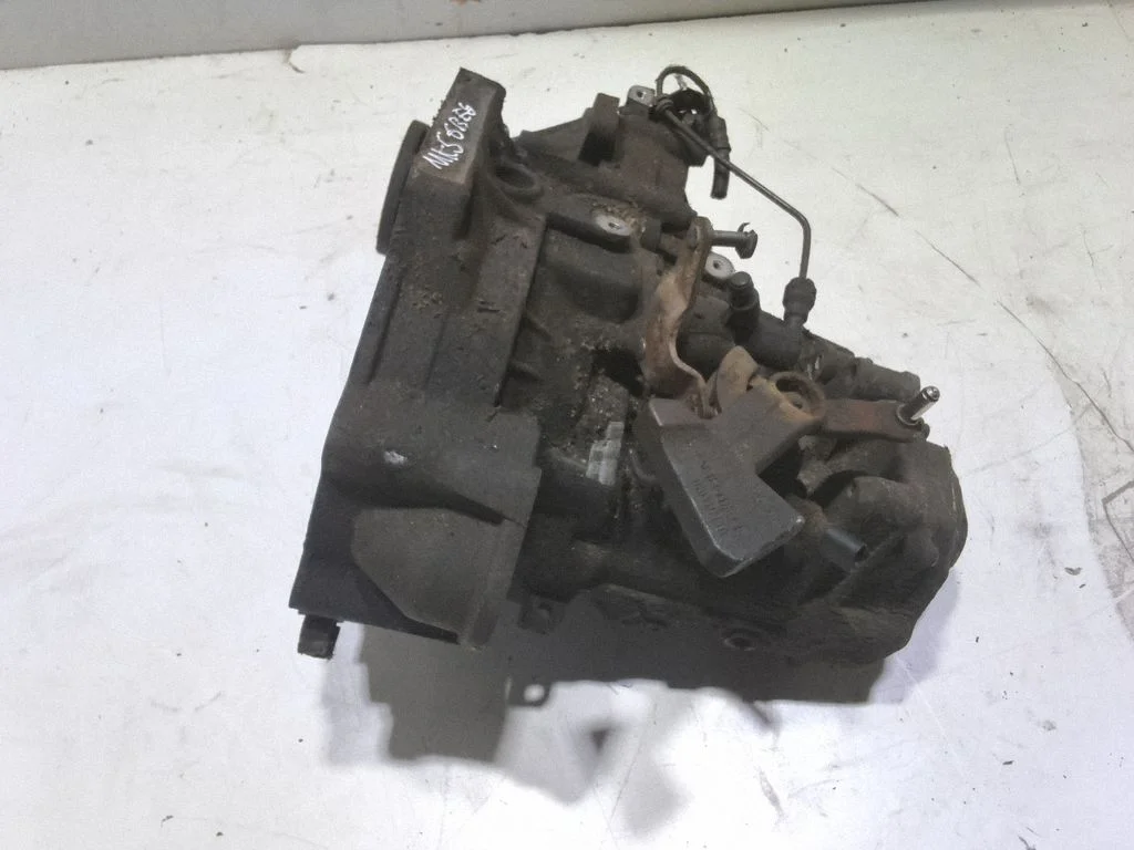 Mechaninė 6 pavarų dėžė