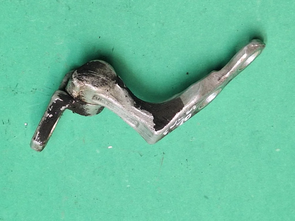 Priekinis apatinis vyris