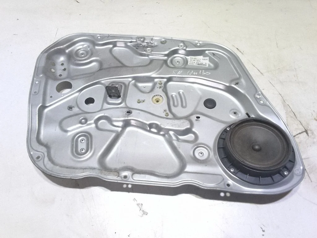 Priekinis el. lango pakėlimo mechanizmas be varikliuko
