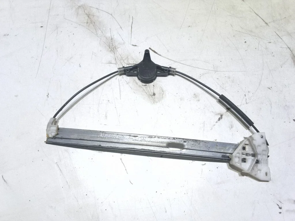 Priekinis el. lango pakėlimo mechanizmas be varikliuko