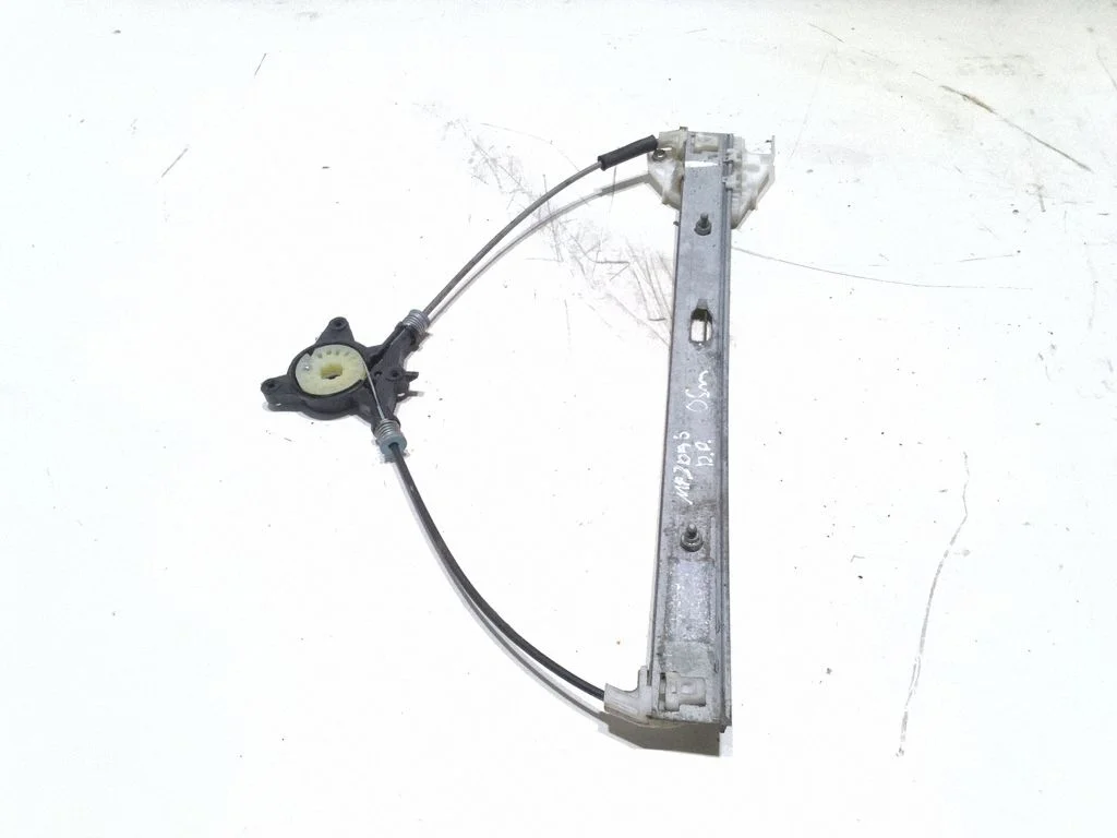 Priekinis el. lango pakėlimo mechanizmas be varikliuko