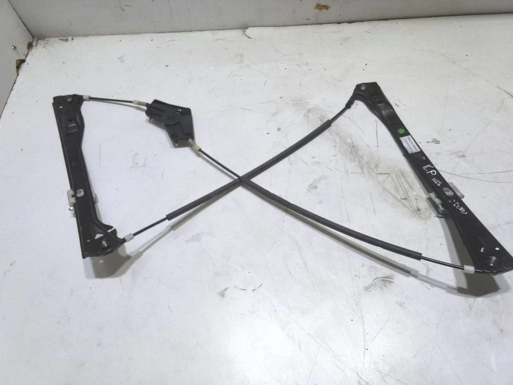 Priekinis el. lango pakėlimo mechanizmas be varikliuko