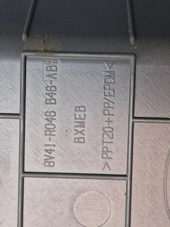 Daiktadėžės pertvara