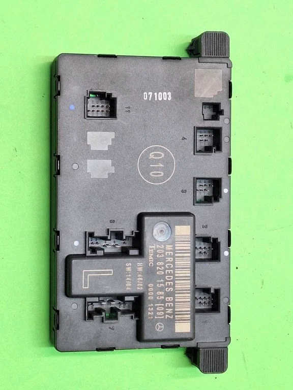 Durų elektronikos valdymo blokas
