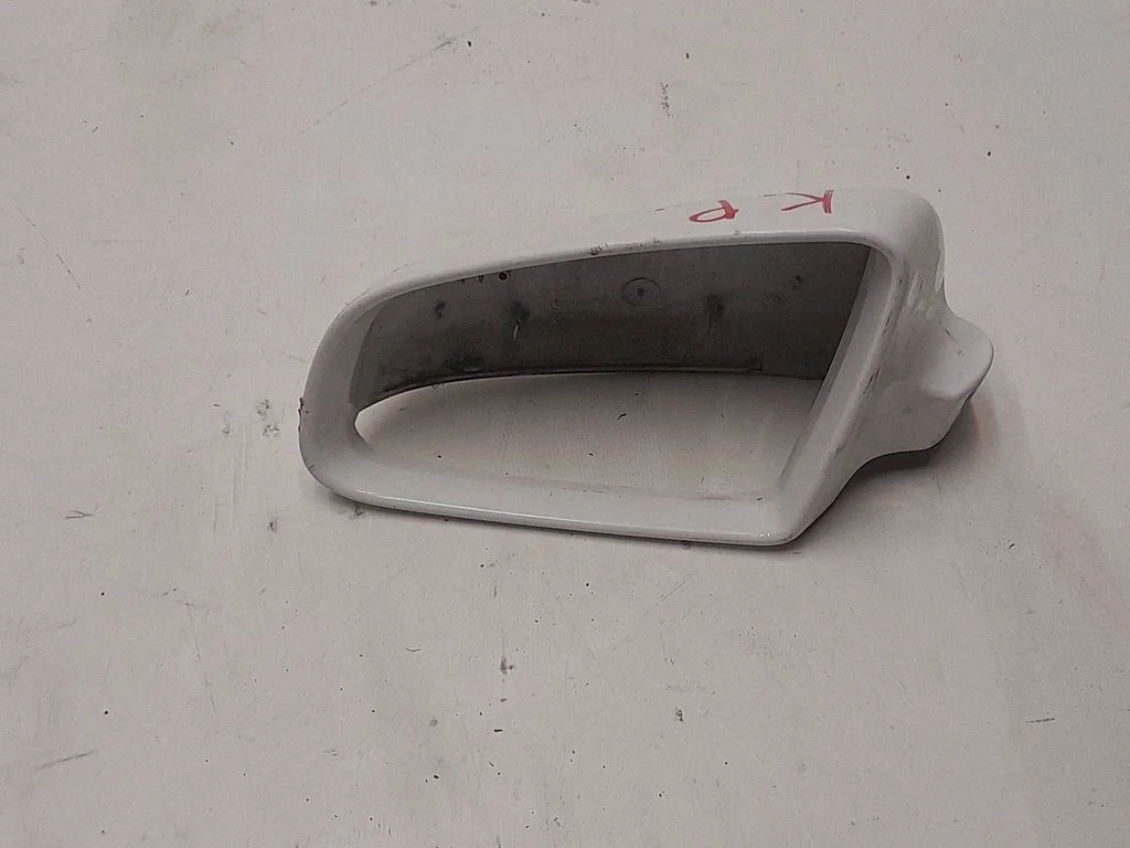 Veidrodėlio plastikinė apdaila