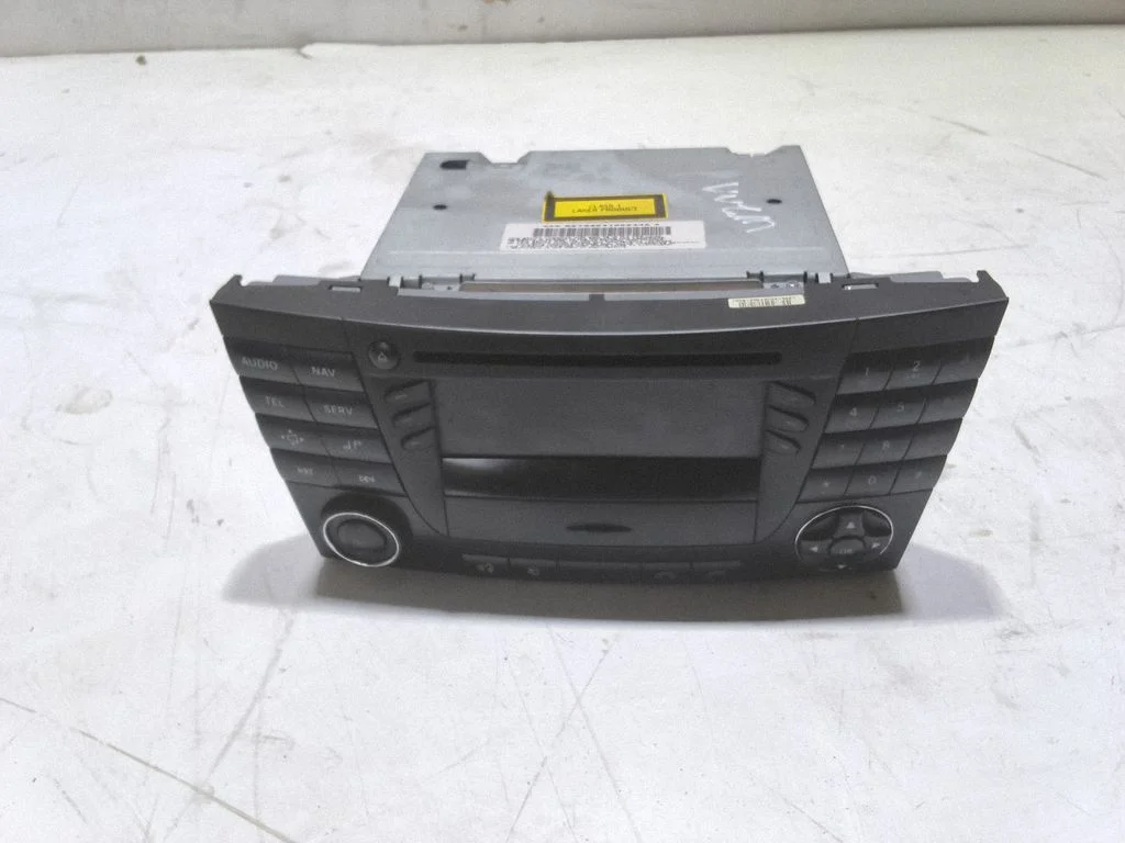 Radio, odtwarzacz CD/DVD, nawigacja A2118275142