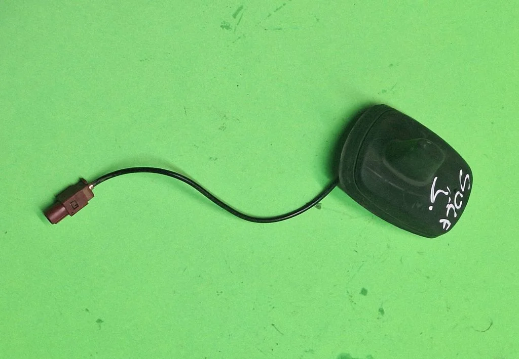 Antena (GPS antena)