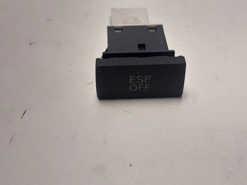 ESP (stabilumo sistemos) jungtukas