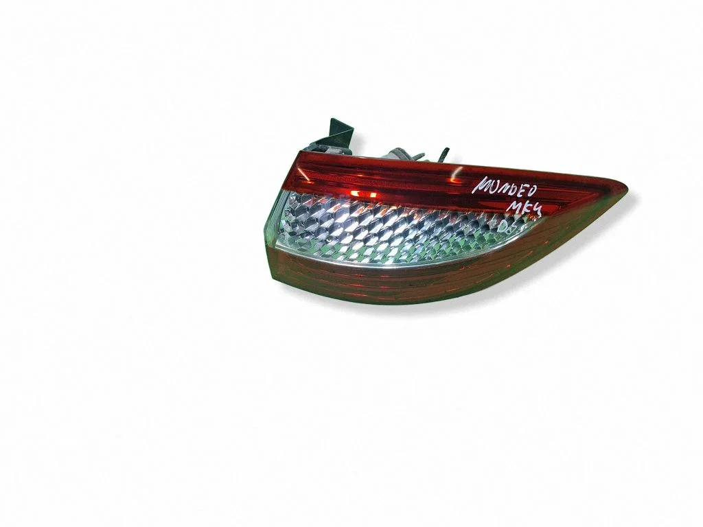 Rear/tail lights 7S7113404B