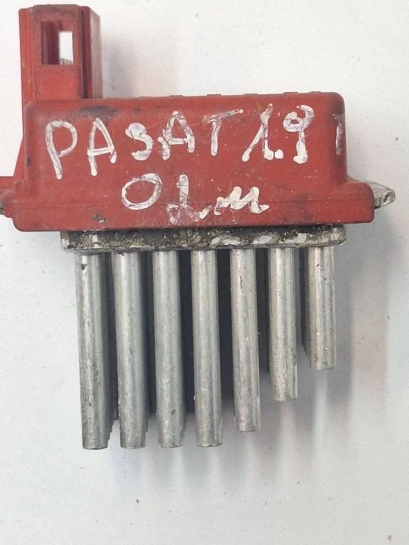 Pečiuko ventiliatoriaus reostatas (reustatas)