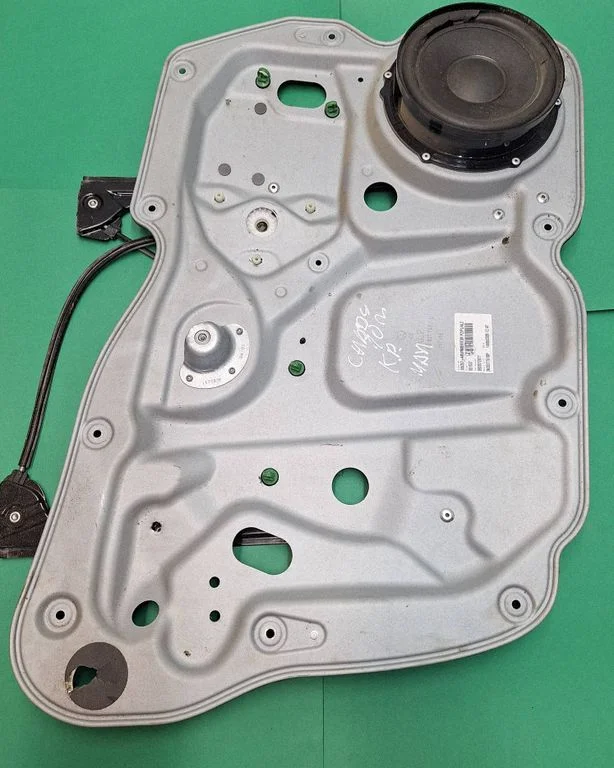 Priekinis el. lango pakėlimo mechanizmas be varikliuko