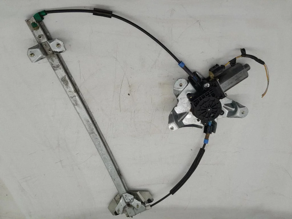 Priekinis el. lango pakėlimo mechanizmas be varikliuko