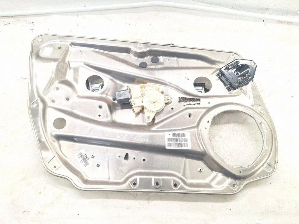 Priekinio el. lango pakėlimo mechanizmo komplektas