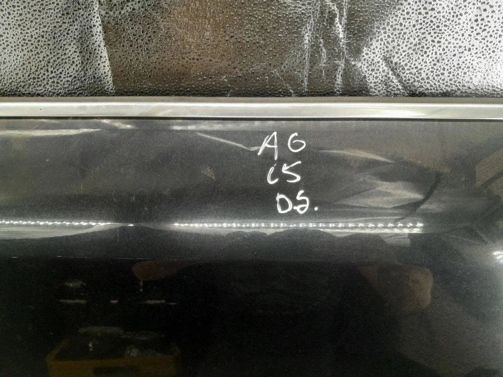 Rear door – rear right