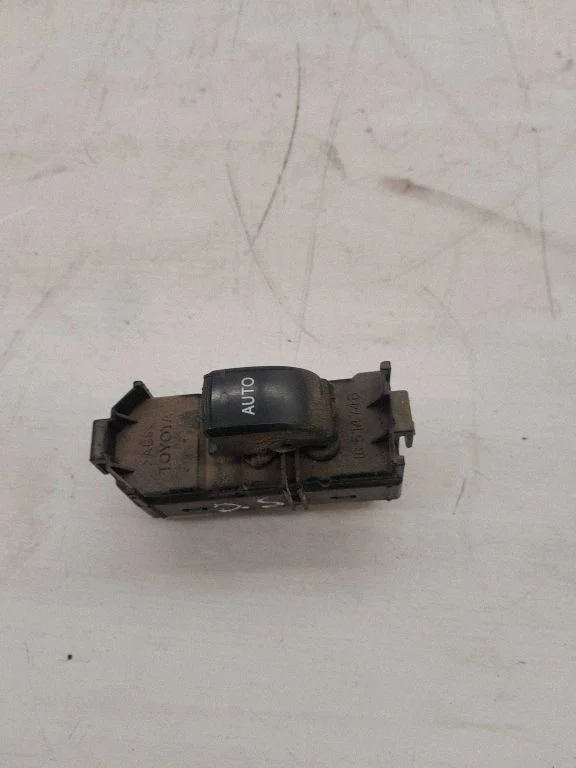 Elektrinių langų jungtukas