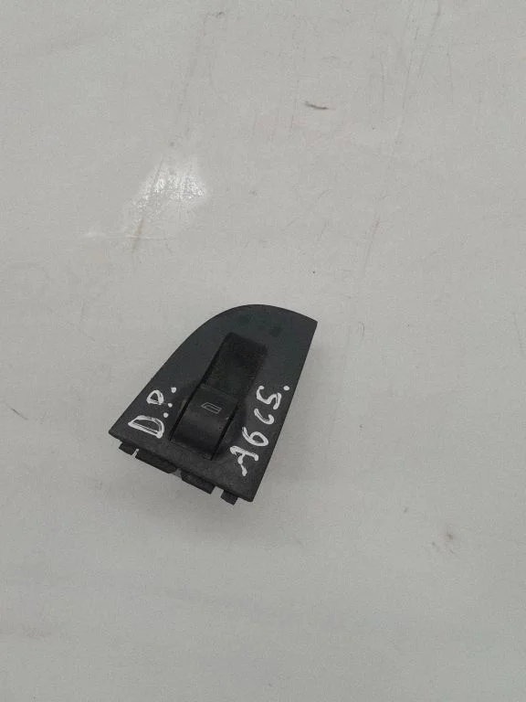 Elektrinių langų jungtukas