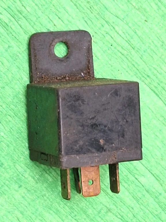 Other relay – Volkswagen Transporter - Caravelle T4 (1991-2003)