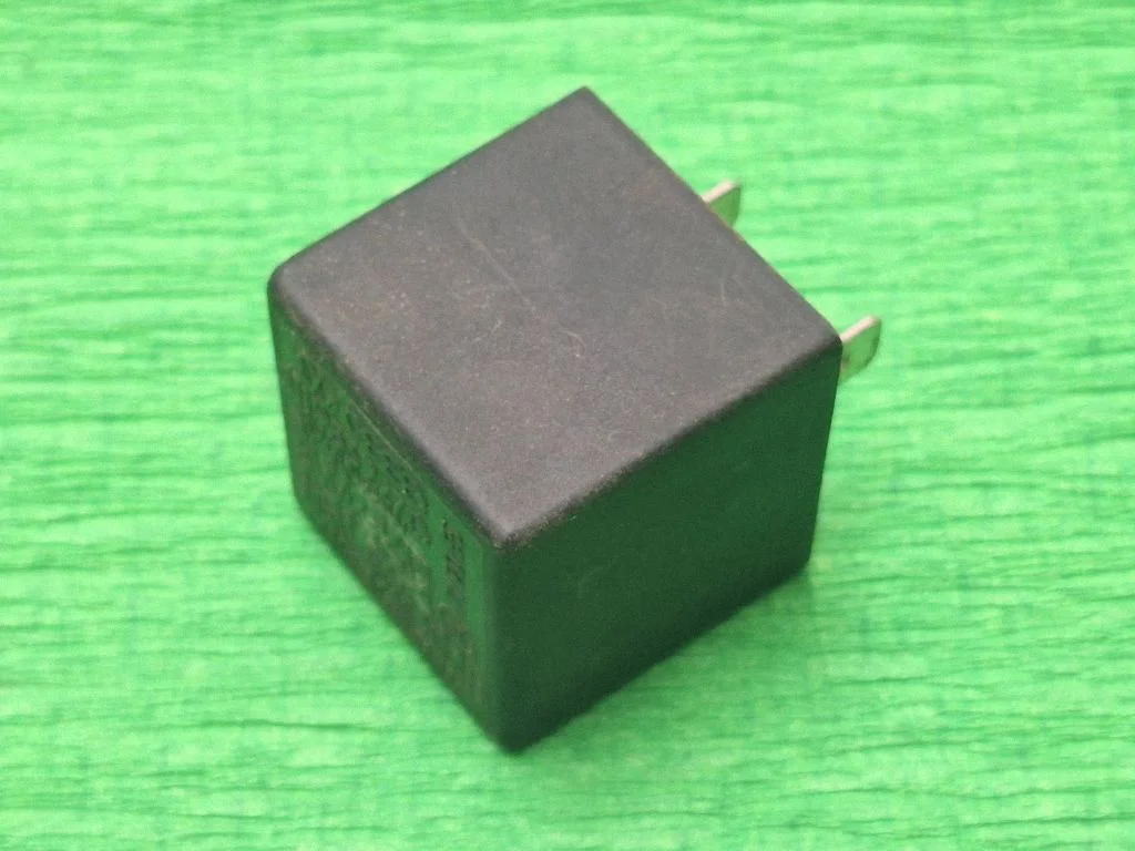 Inny przekaźnik 719055