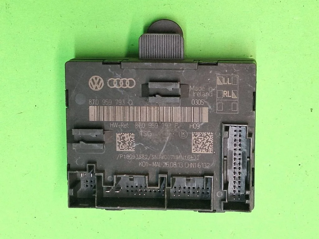 Durų elektronikos valdymo blokas