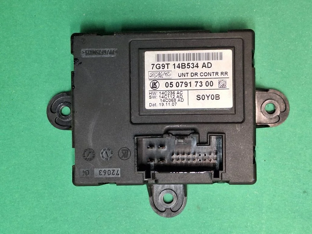Durų elektronikos valdymo blokas