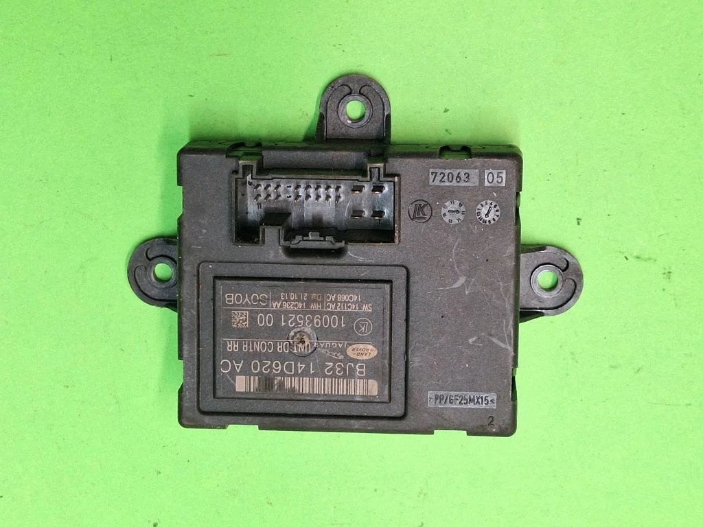 Durų elektronikos valdymo blokas