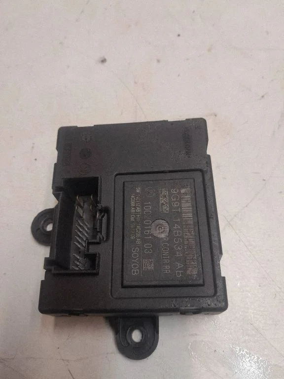 Durų elektronikos valdymo blokas