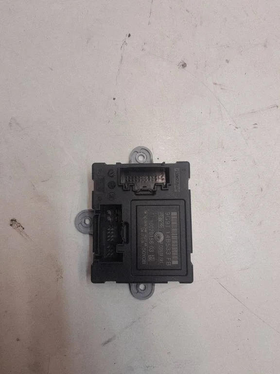 Durų elektronikos valdymo blokas
