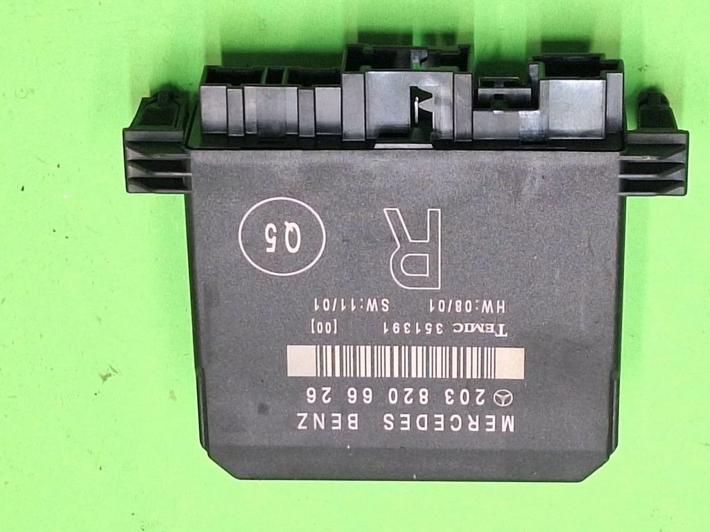 Durų elektronikos valdymo blokas