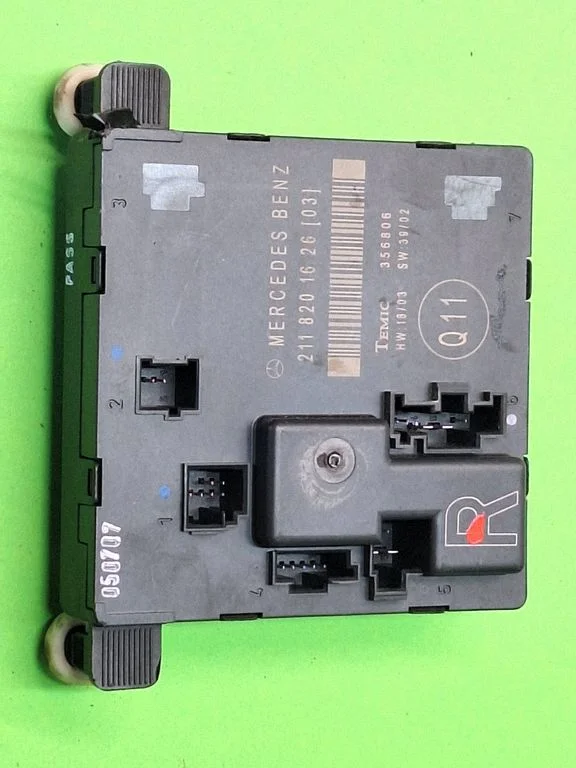 Durų elektronikos valdymo blokas