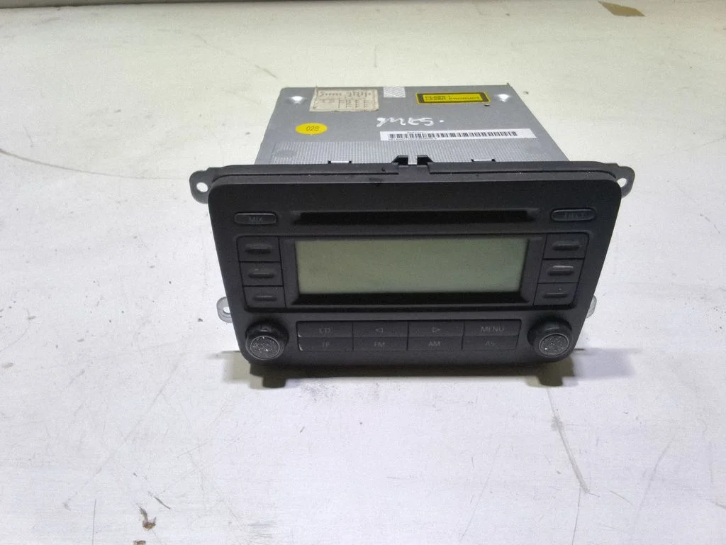 Radio/CD/DVD atskaņotājs/navigācija 1K0035186G