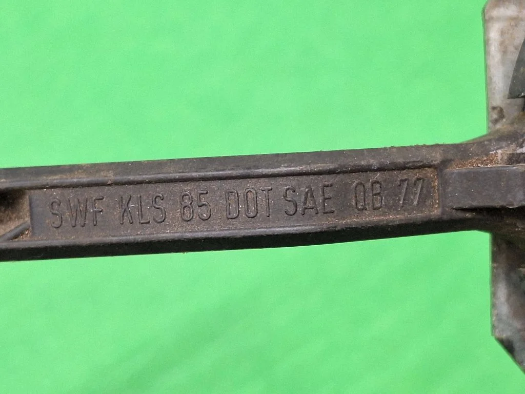Posūkių/ šviesų rankenėlė