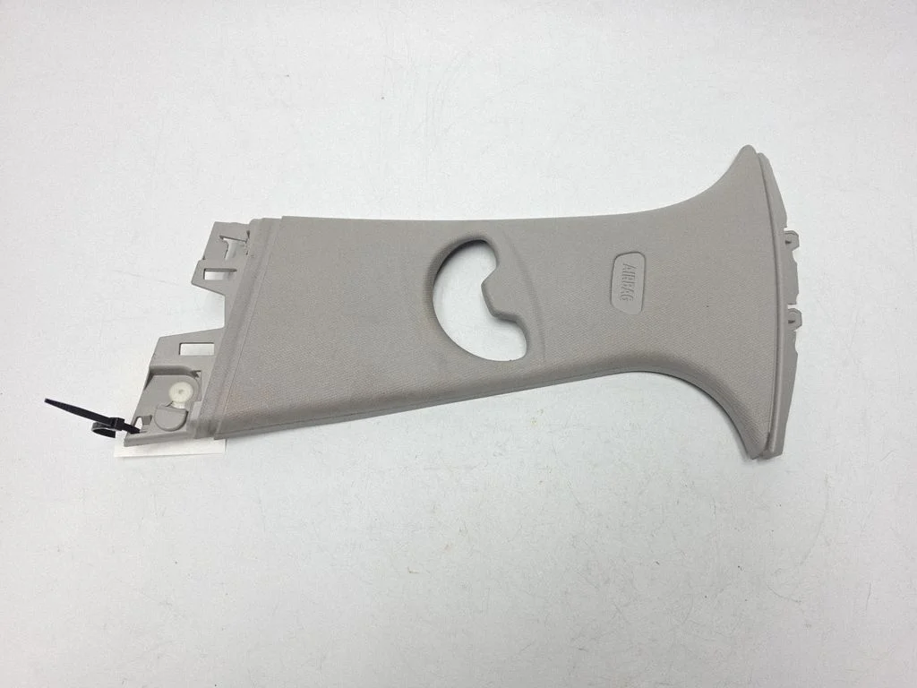 (B) pillar trim (top) 51437221025