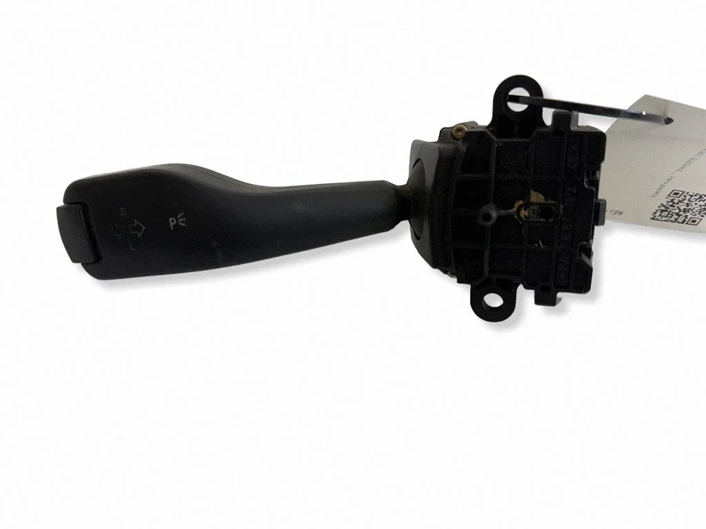 Indicator stalk – BMW 3 Series E46 (1998-2005)