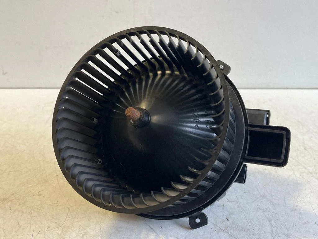 Dmuchawa nawiewu 4M1820021