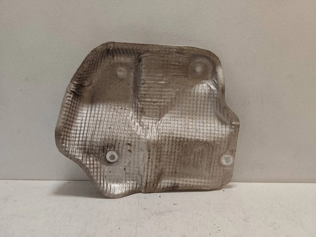 Exhaust heat shield 4M0825725D