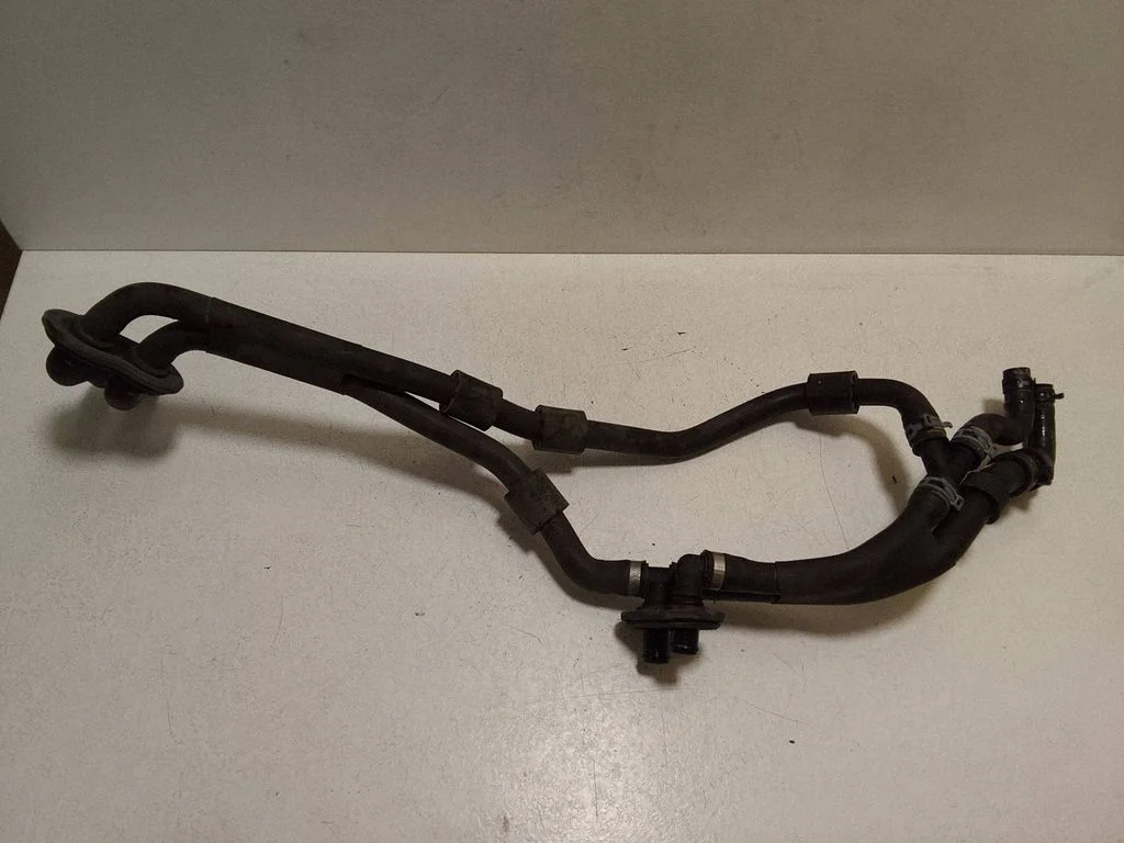 Engine coolant pipe/hose 4M1819350